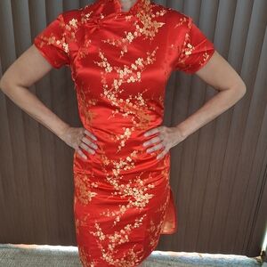 Red Floral Satin Cheongsam Dress - Elegant Mandarin Collar Design